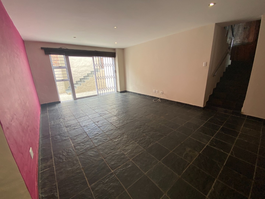 3 Bedroom Property for Sale in Reebok Western Cape